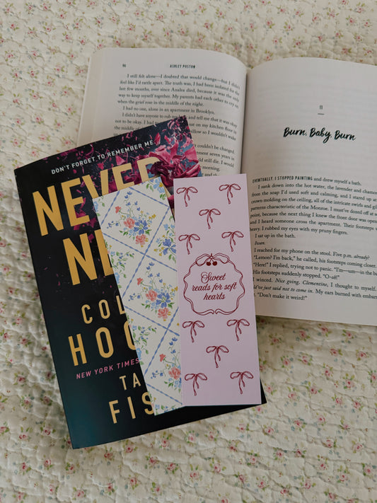 Coquette bookmark set