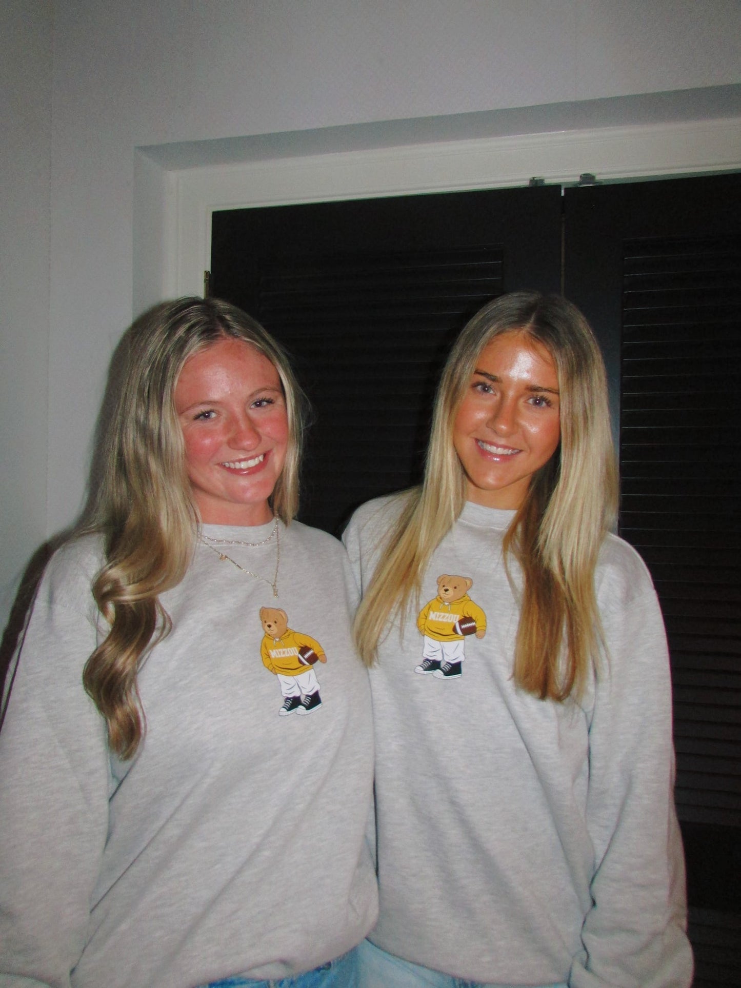 MIZZOU bear crewneck